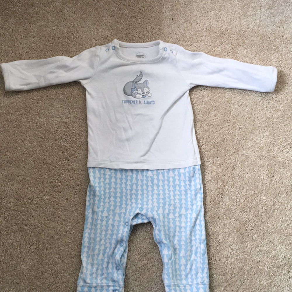 EUC Snuggly Fox One-Piece 💙